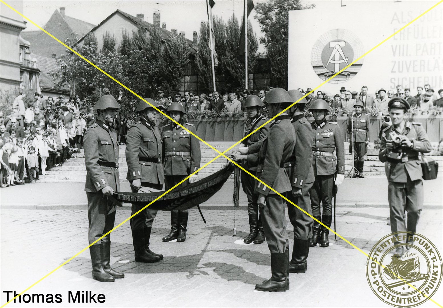 Vereidigung Mai 1972 auf dem Marktplatz in Eisenach, 