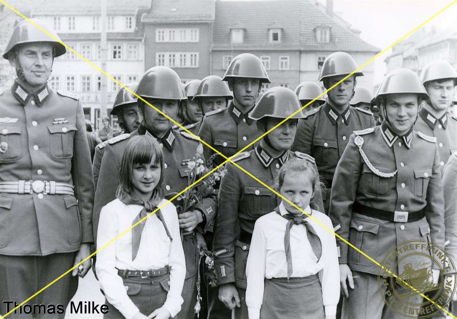 Junge Pioniere, die Freunde der Grenzsoldaten